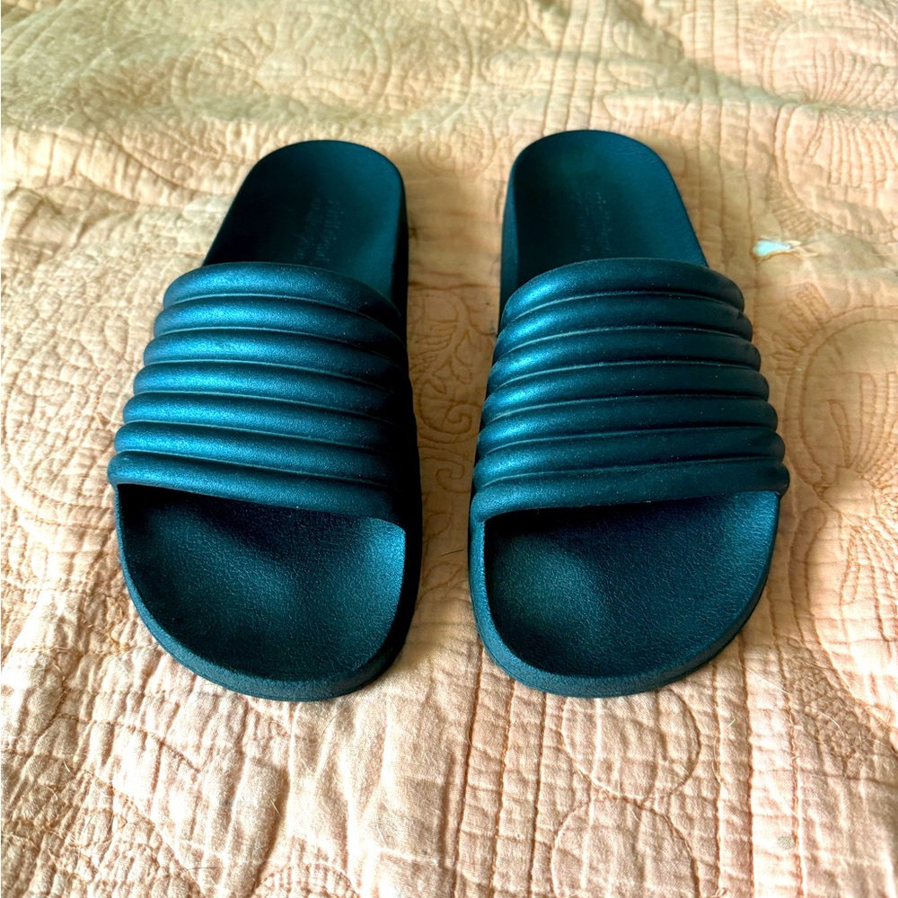 Girlfriend Collective ReSlide Sandals